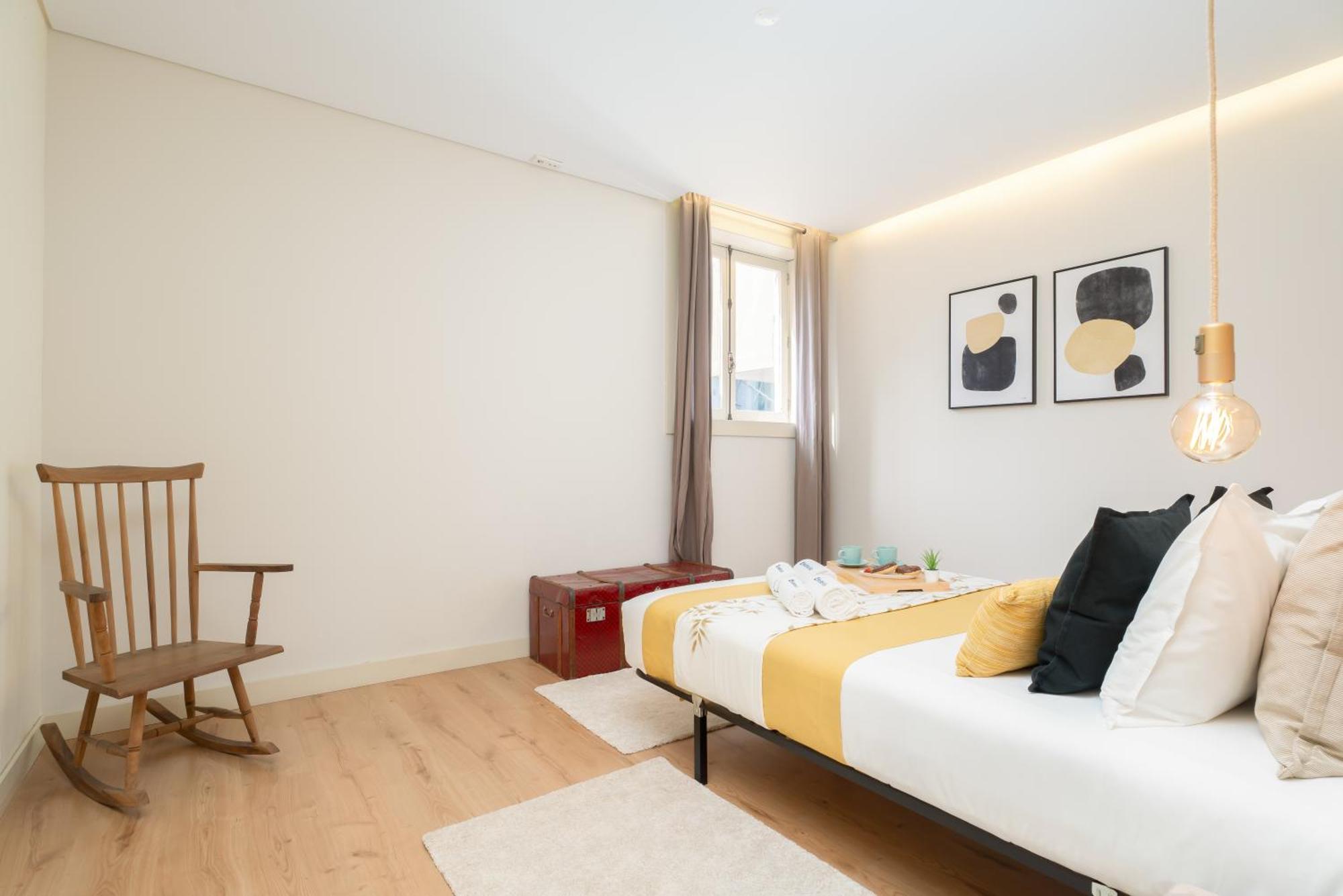 포르투 Host Wise - Colorful Bright Flat With Balcony 아파트 객실 사진