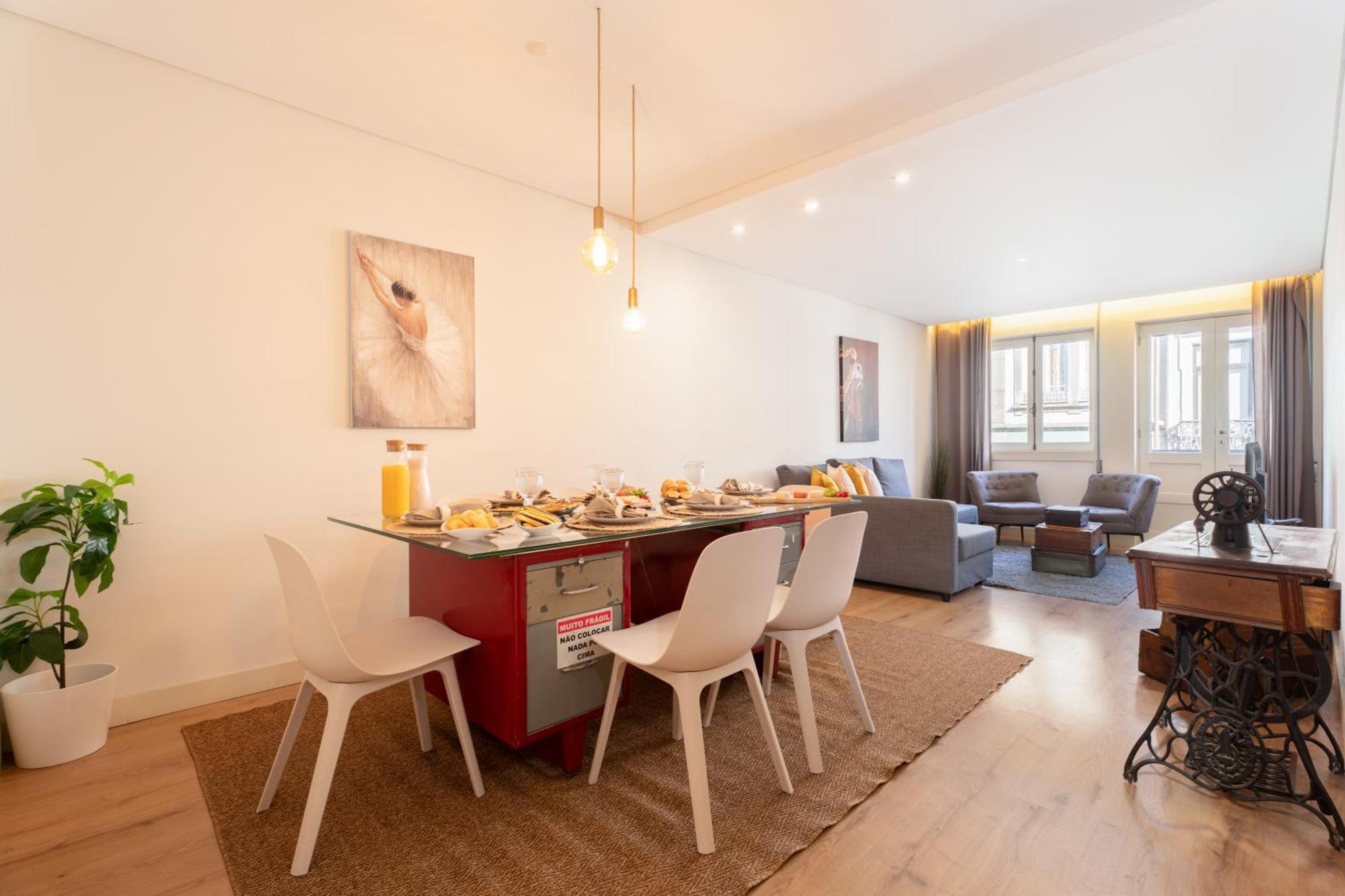 포르투 Host Wise - Colorful Bright Flat With Balcony 아파트 객실 사진