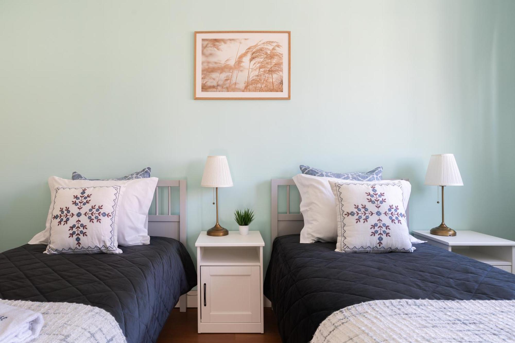 포르투 Host Wise - Colorful Bright Flat With Balcony 아파트 객실 사진