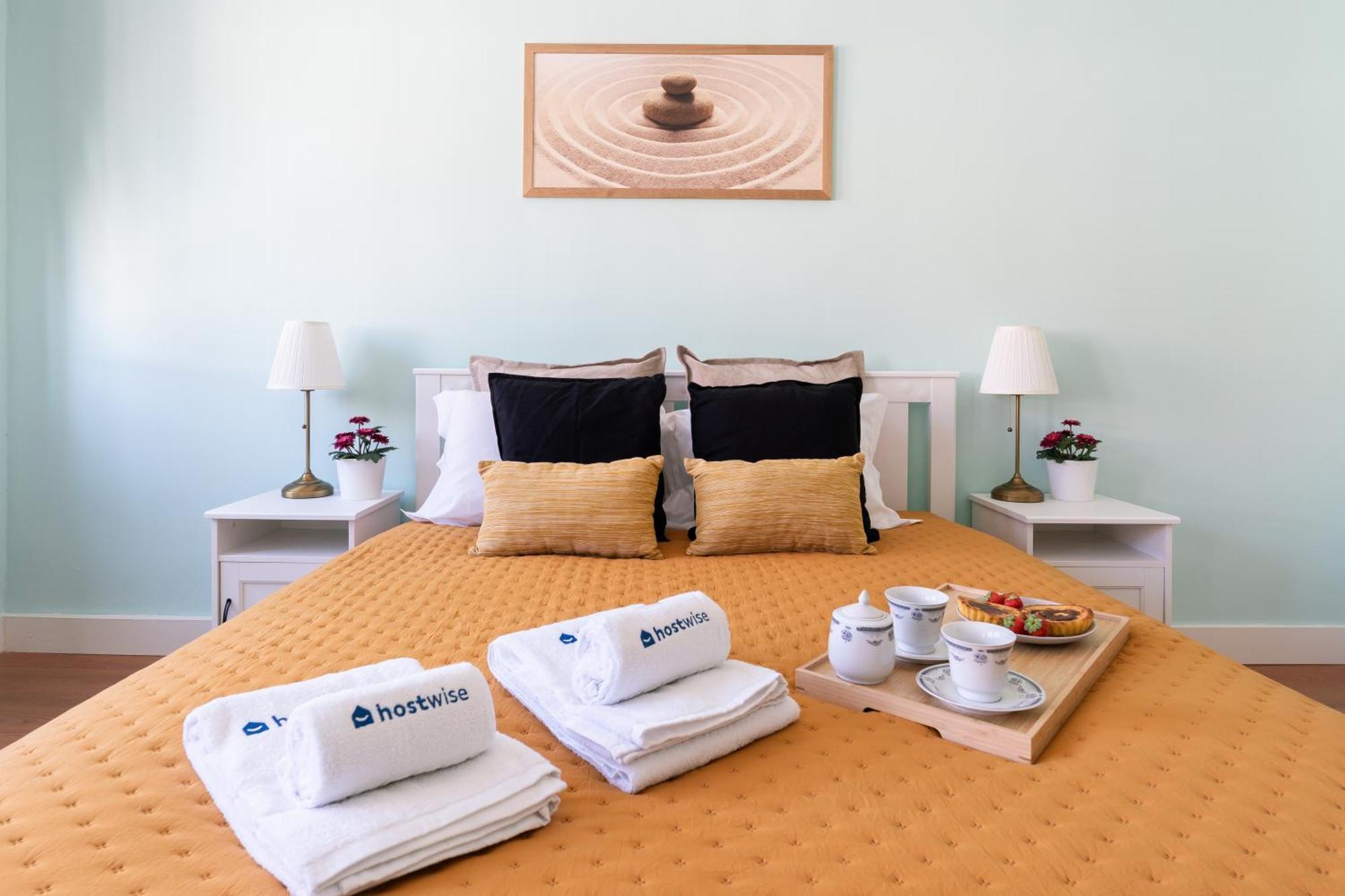 포르투 Host Wise - Colorful Bright Flat With Balcony 아파트 객실 사진